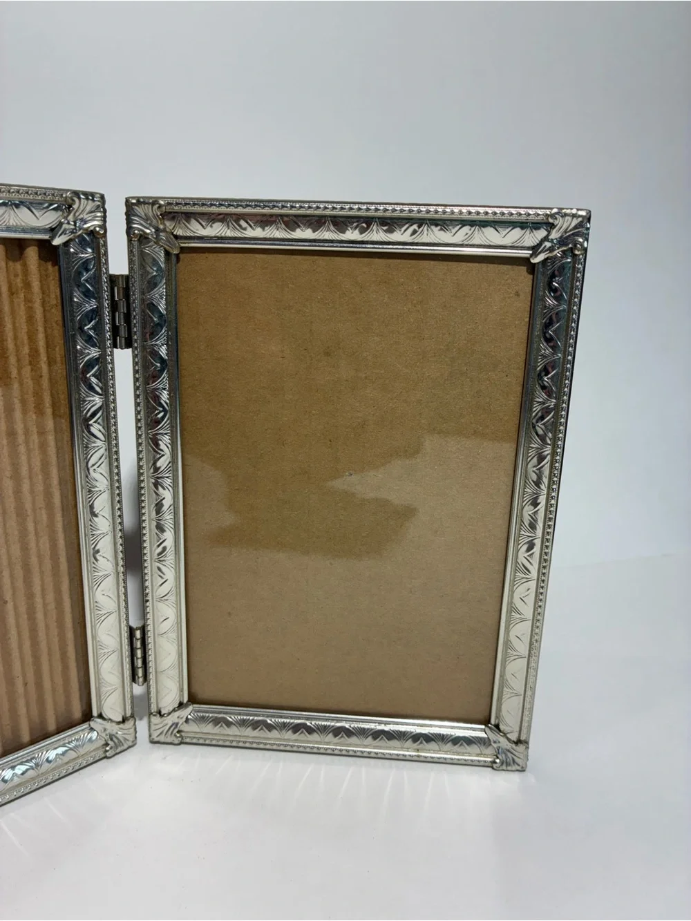 Vintage Silver Plated Bi-Fold Picture Frame Hinged Double 5x7 Photos Ornate